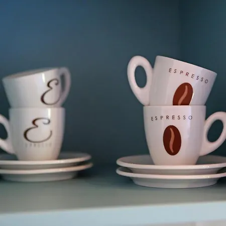 Апартаменты Shuttered Dreams Venice *