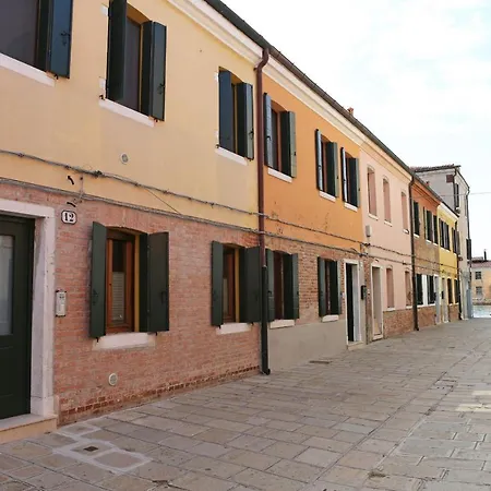 Апартаменты Shuttered Dreams Venice Мурано