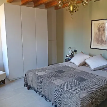 Shuttered Dreams Venice Apartment